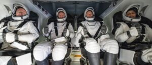 fact-check:-is-elon-musk-paying-the-salaries-of-the-rescued-astronauts-for-a-‘full-year?’