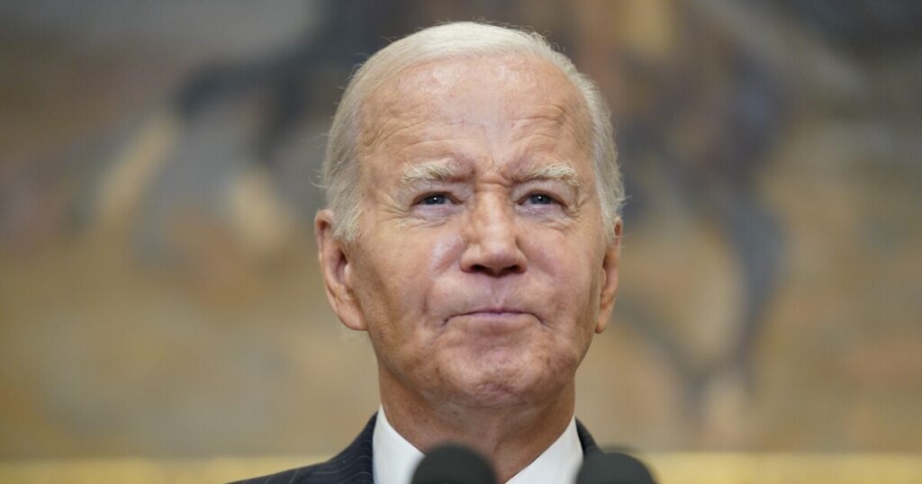 biden-blames-the-press-for-his-underwater-economic-polling