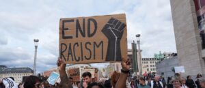 city-employee-charged-with-putting-noose-on-her-own-desk,-faking-‘hate-crime’