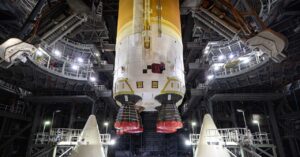 it’s-looking-more-likely-nasa-will-fly-the-artemis-ii-mission