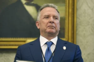 witkoff-denies-he-used-signal-chat-while-in-moscow