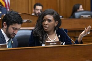 where-does-jasmine-crockett-get-her-campaign-cash?-–-washington-examiner