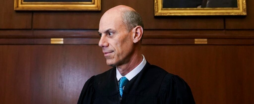 democrat-appointed-district-judge-orders-trump-officials-to-preserve-texts-about-yemen-strikes