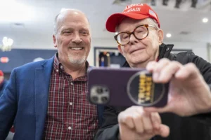 wisconsin-supreme-court-race:-schimel,-crawford-make-final-pitch