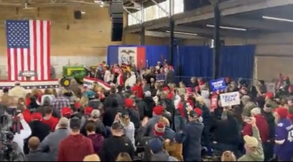 watch-live:-president-trump-to-deliver-remarks-across-iowa-–-waterloo,-ia-at-2pm,-cedar-rapids-at-5pm-ct-|-the-gateway-pundit-|-by-jordan-conradson
