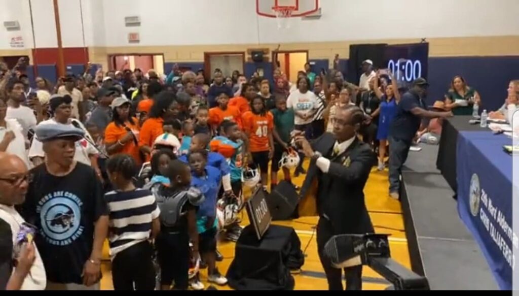 chicago-youth-football-team-protests-plans-to-take-away-field-and-convert-to-shelter-for-illegals-(video)-|-the-gateway-pundit-|-by-david-greyson