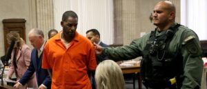 fact-check:-has-r.-kelly-been-released-from-prison-after-being-pardoned-by-trump?