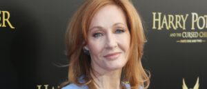 fact-check:-no,-author-jk.-rowling-did-not-walk-away-from-an-hbo-deal-because-of-wokeness-concerns