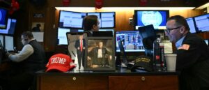 trump-isn’t-in-wall-street’s-pockets.-he’s-in-their-heads