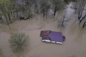 kentucky-flooding-results-in-two-dead-and-prompts-discussion-on-state-response
