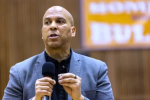 cory-booker-calls-anti-trump-protests-a-‘moral-moment’-and-‘food-for-the-soul’-–-washington-examiner