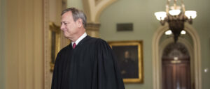 chief-justice-roberts-freezes-order-requiring-return-of-alleged-ms-13-gang-member