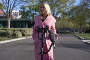 bondi:-coast-guard-intercepts-$509m-of-drugs-from-smugglers-–-washington-examiner