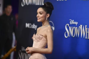 snow-white-carbon-footprint-spotlights-disney-‘hypocrisy’:-joe-concha