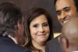 elise-stefanik-returns-to-house-gop-leadership-and-committees:-‘honored’-–-washington-examiner