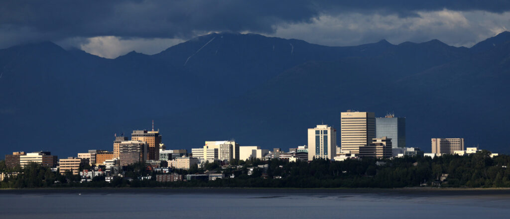 report:-sinaloa-cartel-expands-drug-pipelines-to-alaska,-fueling-overdose-crisis
