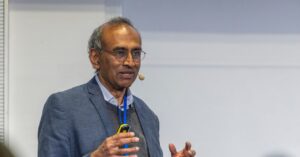 ‘we-are-not-programmed-to-die,’-says-nobel-laureate-venki-ramakrishnan