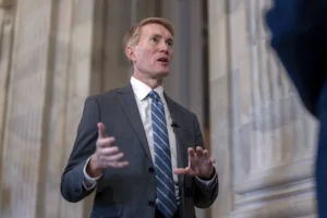 lankford-warns-about-oklahoma-students-having-visas-revoked-without-cause