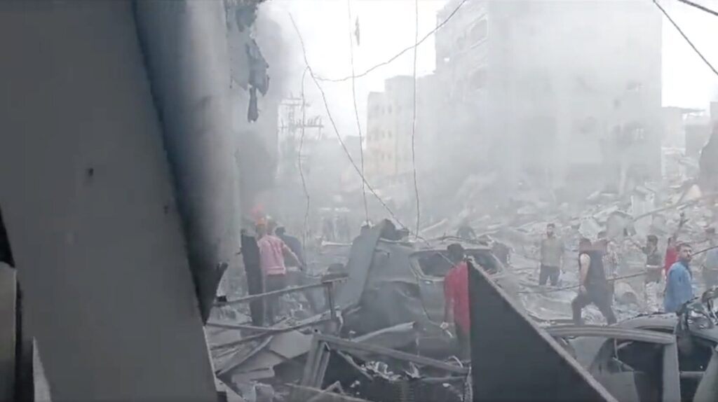 scene-of-terror-in-gaza:-israel-imposes-complete-siege-on-gaza,-cuts-off-electricity,-fuel,-food,-and-water-ahead-of-ground-operation-(videos)-|-the-gateway-pundit-|-by-jim-hᴏft