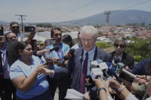 senate-democrat-denied-visit-by-el-salvador-to-see-mistakenly-deported-man-–-washington-examiner