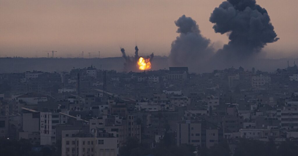israel-war:-cnn-reporter-takes-cover-in-middle-of-live-shot-during-‘barrage-of-rockets’