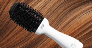 the-bondiboost-blowout-brush-will-blow-you-away,-if-it-lasts