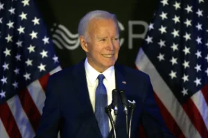 biden-smuggled-into-harvard-for-secret-study-group
