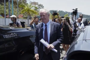 chris-van-hollen-says-he-was-denied-entry-at-salvadoran-prison-–-washington-examiner