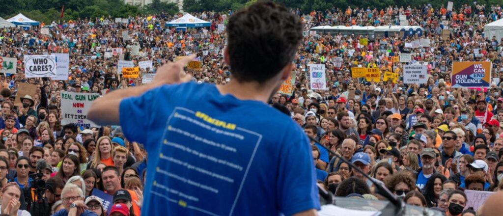 democrats’-favorite-gen-z-blowhard-is-trying-to-rip-the-party-apart