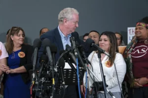 missed-message:-democrats-and-hispanics-demand-deportations-–-washington-examiner