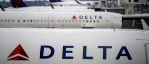 video-shows-passengers-evacuate-after-delta-air-lines-plane’s-engine-catches-fire
