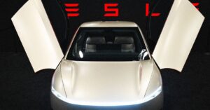 the-pressure-is-on-for-tesla’s-cybercab