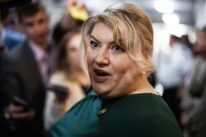 kat-cammack-laments-creation-of-‘ms-13-caucus’-among-house-democrats