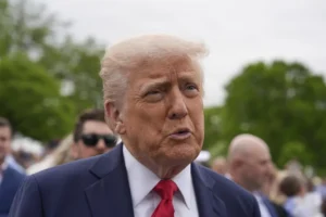 trump-and-democrats-compete-in-unpopularity-contest-–-washington-examiner