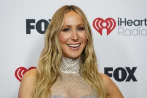 nikki-glaser-worried-about-going-on-‘list’-for-trump-jokes-–-washington-examiner