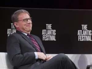 trump-to-sit-for-interview-with-signalgate-journalist-jeffrey-goldberg