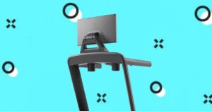 the-aviron-victory-treadmill-entices-you-with-fun-classes-and-games