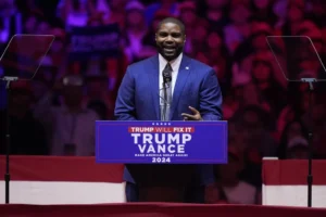 donalds-mocks-democratic-party-‘mess’-leading-to-gop-converts-–-washington-examiner