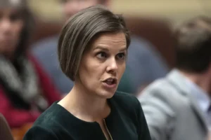 maine-lawmaker-urges-supreme-court-action-in-transgender-dispute