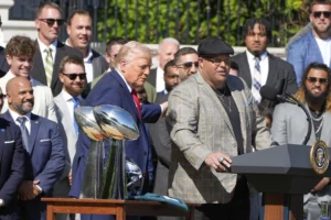 trump-welcomes-eagles-to-white-house-to-celebrate-super-bowl-win