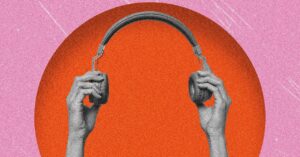 corsair’s-void-wireless-v2-is-a-great-sounding-headset-for-big-heads