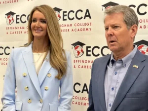 kelly-loeffler-praises-‘workforce-of-the-future’-in-manufacturing-focused-tour