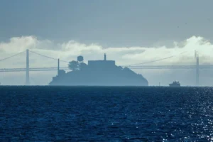 trump-directs-agencies-to-rebuild-and-reopen-alcatraz-federal-prison-–-washington-examiner