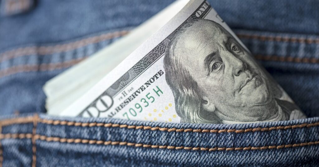class-action-settlement:-deadline-to-file-for-$15-million-a&w-settlement-in-eight-days