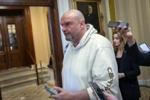 fetterman-health-concerns-are-response-to-him-being-‘not-far-left’