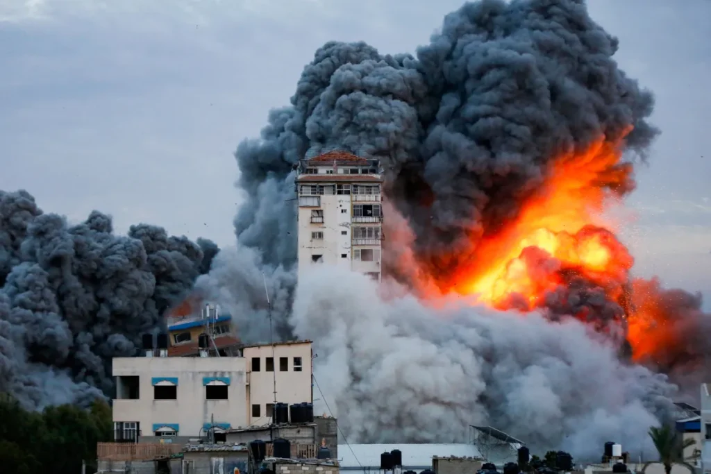 gaza-crisis-escalates:-israel-cuts-off-essentials,-egypt-closes-exit,-and-2-million-people-trapped-|-the-gateway-pundit-|-by-benjamin-wetmore