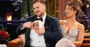 netflix’s-‘moments’-feature-lets-you-easily-share-your-favorite-clips