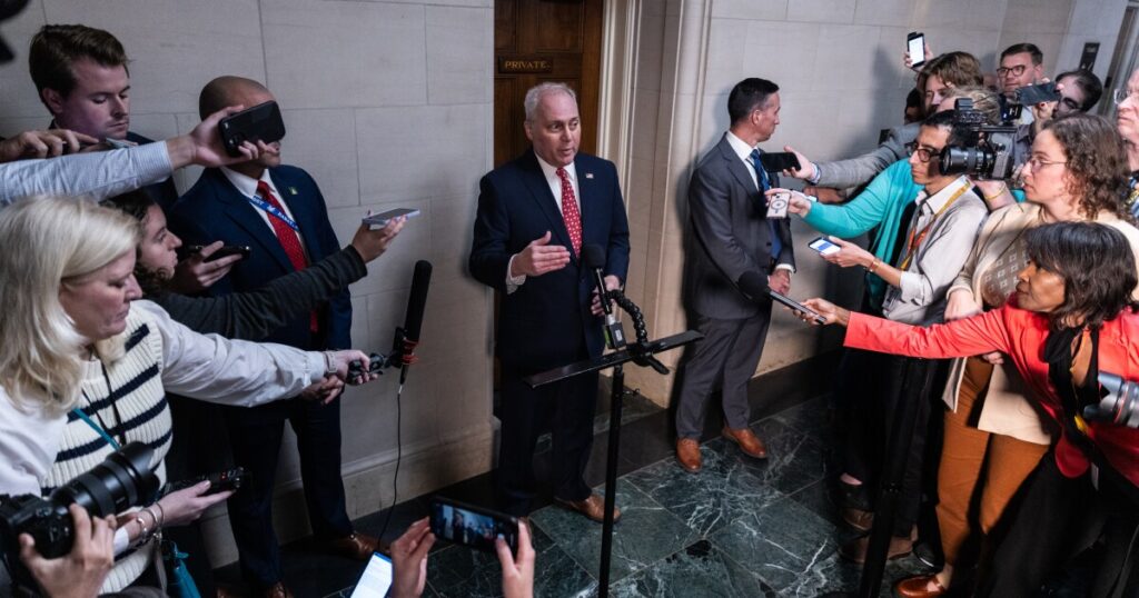 gop-lawmakers-hear-from-candidates-for-speaker,-but-no-clear-winner-in-sight