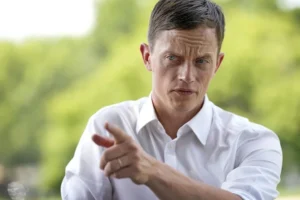 iowa-state-auditor-democrat-rob-sand-announces-run-for-governor