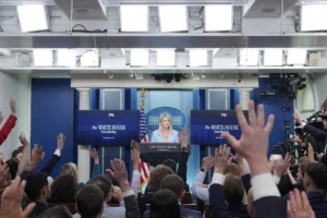 hate-of-media-surges-as-democratic-bias-grows